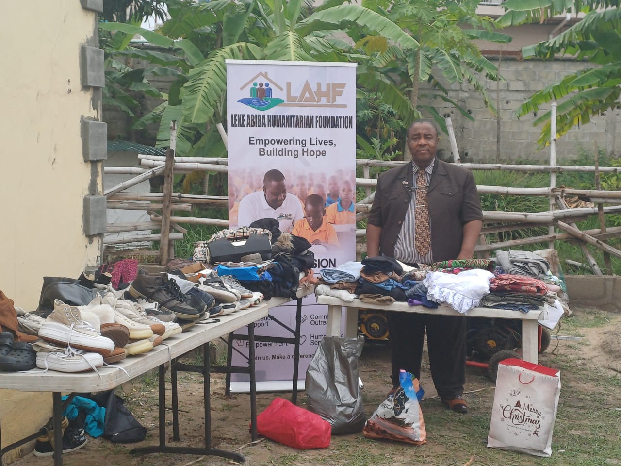 Clothing Support photo 2